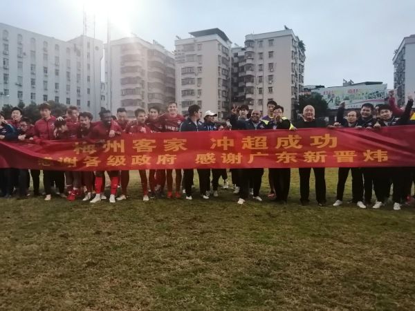 0-2不敌埃弗顿后，切尔西新赛季遭遇惨淡开局，他们处在了积分榜的下半区。